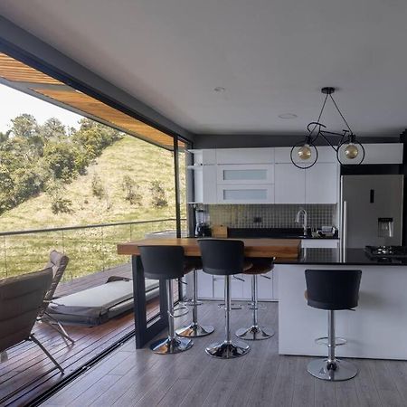 Sky House Cabana Guatape La Pradera  Eksteriør bilde