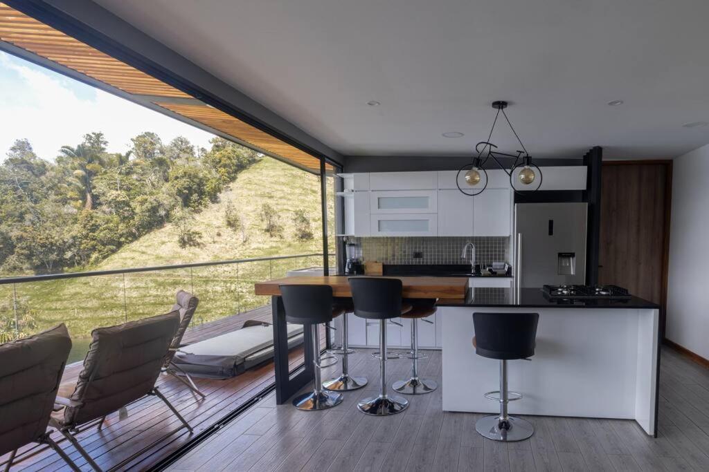 Sky House Cabana Guatape La Pradera  Eksteriør bilde